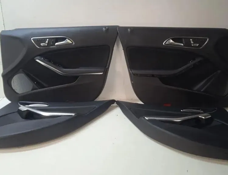 MERCEDES-BENZ GLE W166 (2015-2018) Обшивка карты A3003516900,A3003517300 31137800