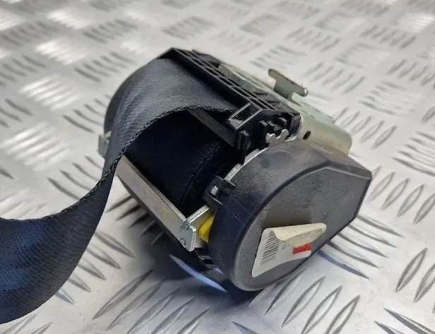 VOLKSWAGEN Golf 8 generation (2019-2023) Ľavý zadný bezpečnostný pás 1K6857805AA 31069726