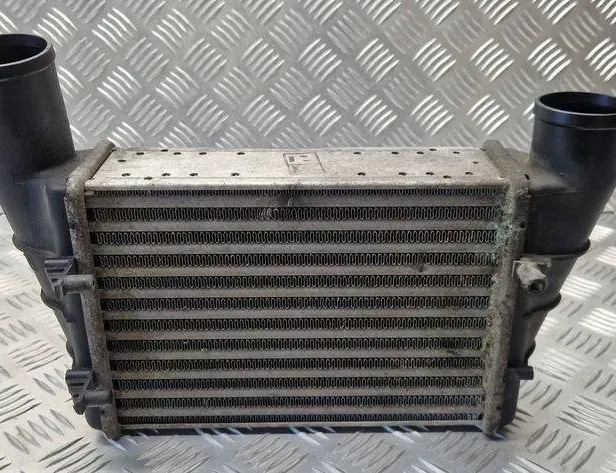 AUDI A4 B5/8D (1994-2001) Intercooler radiátor 058145805A 31091354