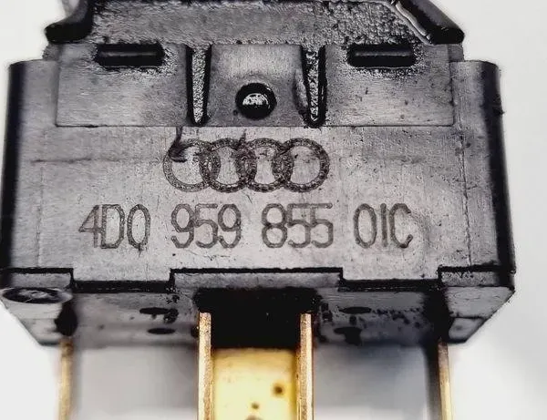 AUDI A4 B5/8D (1994-2001) Rear Right Door Window Control Switch 4D0959855 31104806