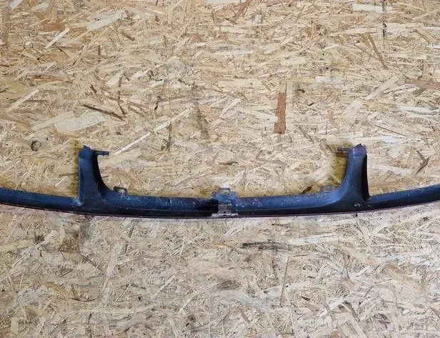 VOLKSWAGEN Passat B7 (2010-2015) Obloženie pravého predného svetlometu 3A0853661A 31122101