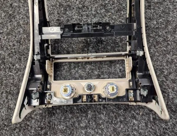 BMW 7 Series G11/G12 (2015-2023) Ochranný štít panelu 9352333 34054321