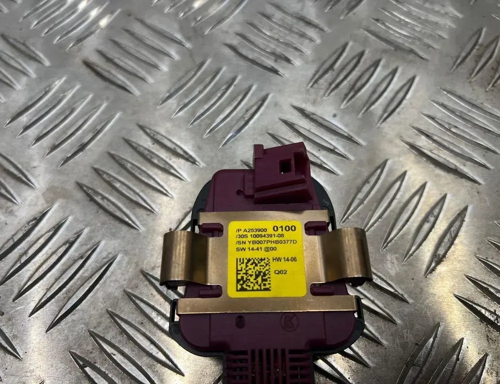 MERCEDES-BENZ E-Class W213/S213/C238/A238 (2016-2024) Rain Sensor A2539000100 34052110