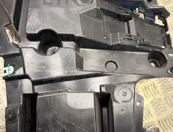 BMW iX3 1 generation (G08) (2020-2024) Rear Right Bumper Bracket 9853315 34053679