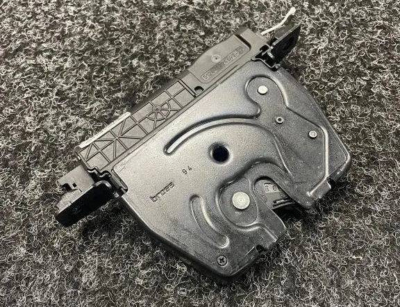 BMW 4 Series F32/F33/F36 (2013-2020) Tailgate Boot Lock 7191212 34054583