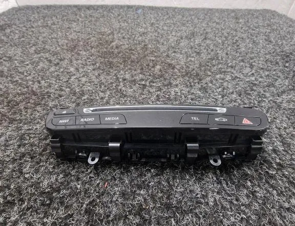 MERCEDES-BENZ C-Class W205/S205/C205 (2014-2023) Дисплей управления навигацией A2059055201 34055279