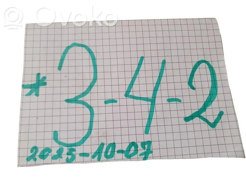 TOYOTA RAV4 5 generation (XA50) (2018-2024) Pravý zadný prahový lišta 67917YY110 33475900