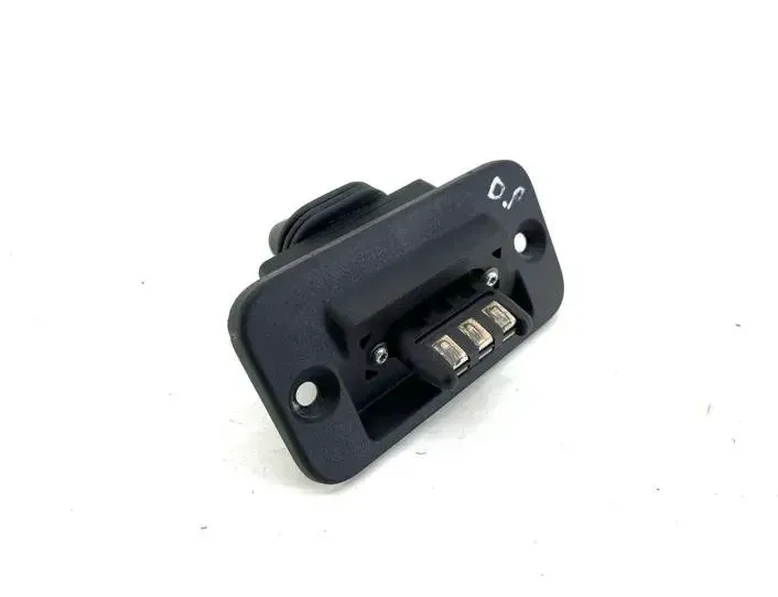 VOLKSWAGEN Caddy 3 generation (2004-2015) Kontaktný konektor dverí 2K5907438 24660066