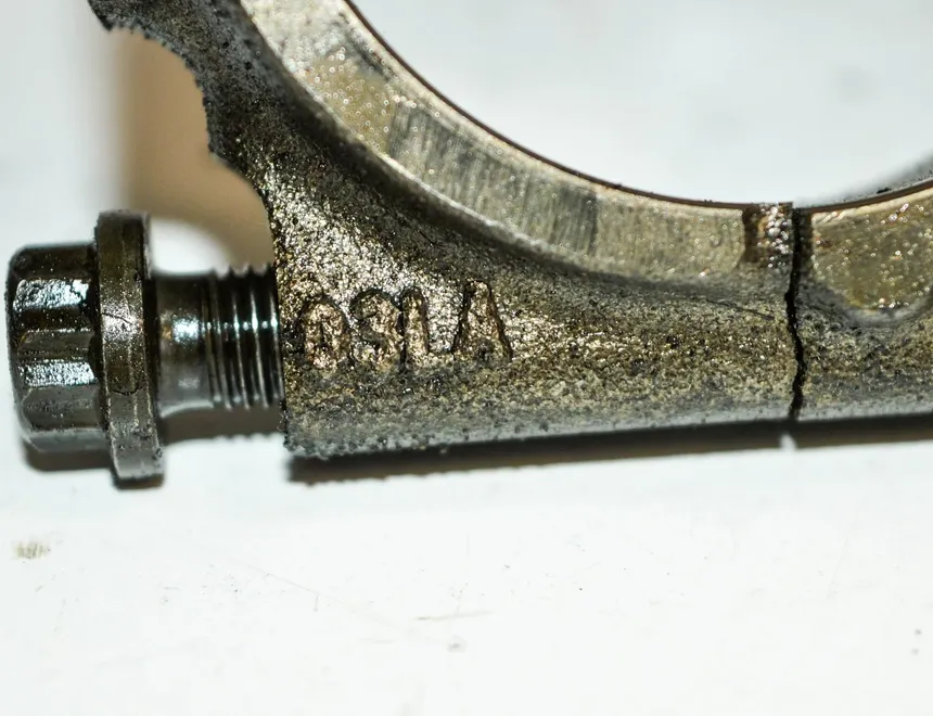 AUDI A4 B8/8K (2011-2016) Piston 03LA 10589710