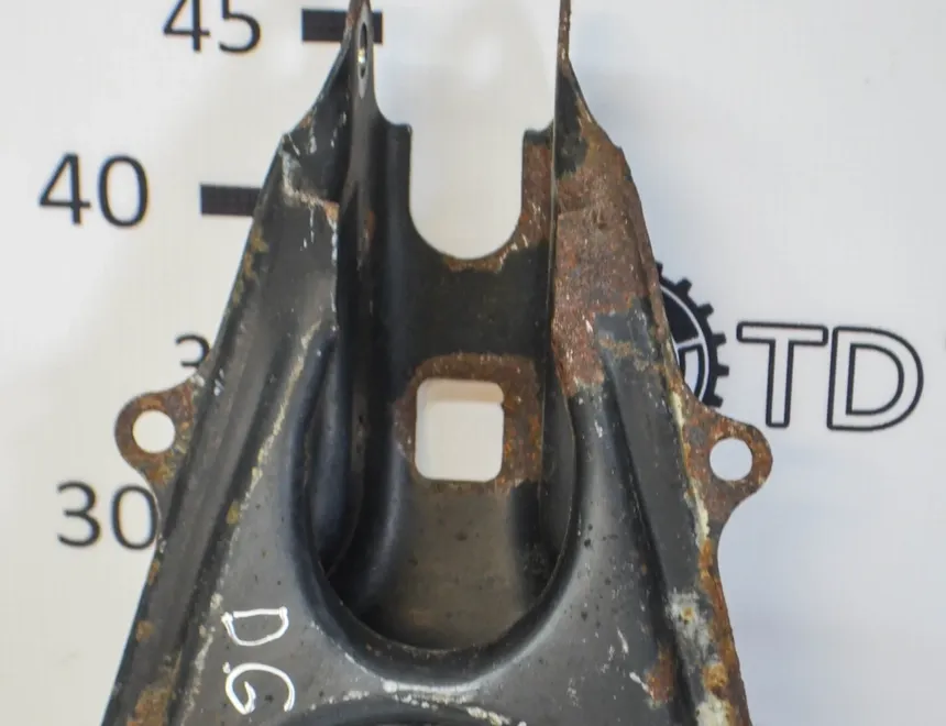 MERCEDES-BENZ C-Class W204/S204/C204 (2004-2015) Rear right H - shaped fork 2043503008 11579642