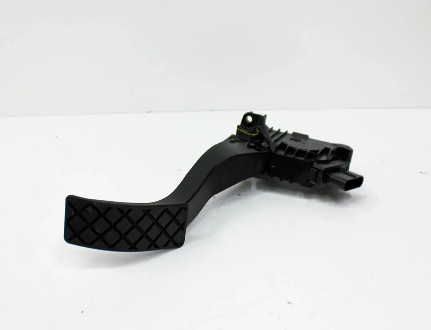 VOLKSWAGEN Golf 7 generation (2012-2024) Throttle Pedal 5Q1723503H 23534773