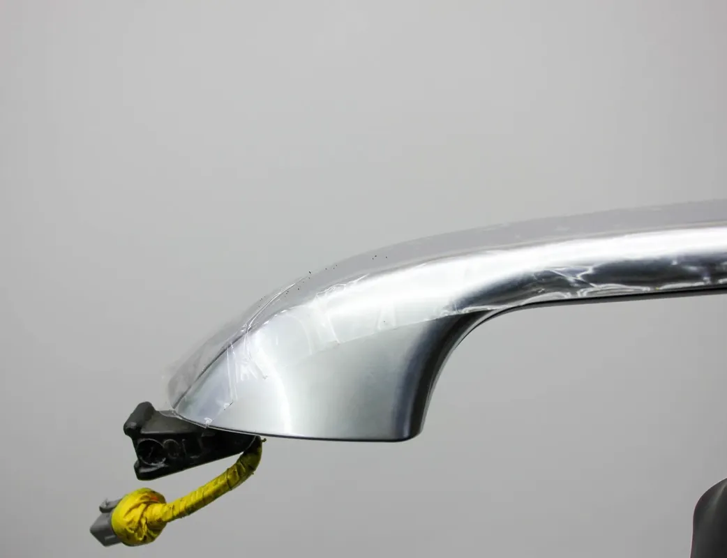 KIA XCeed 1 generation (2019-2024) Pravé predné dvere vonkajšia kľučka 82661J7210 33383386