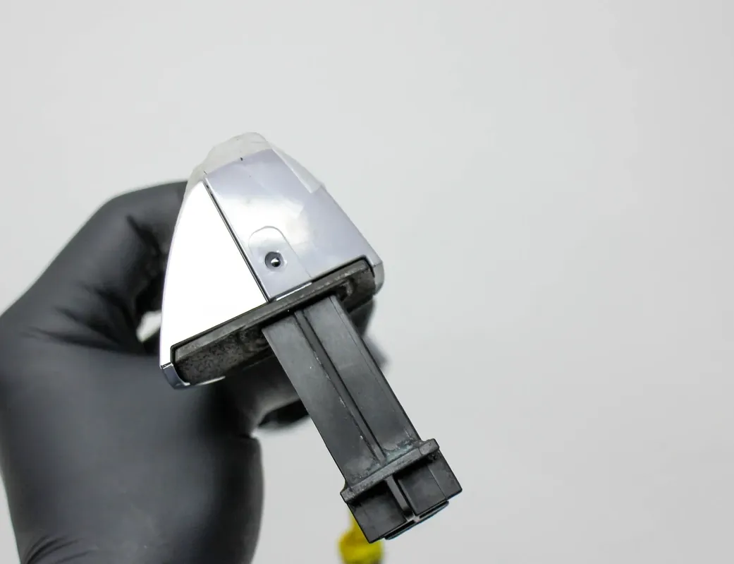 KIA XCeed 1 generation (2019-2024) Pravé predné dvere vonkajšia kľučka 82661J7210 33383386