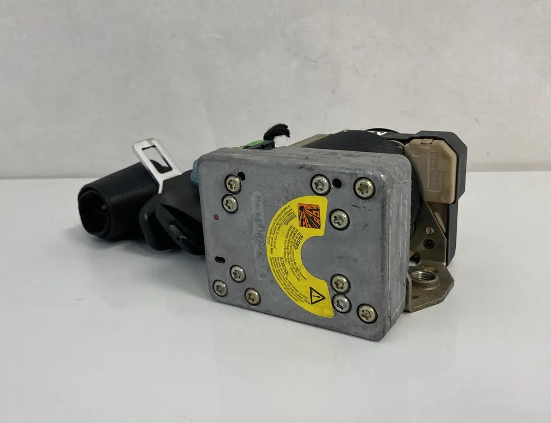 MERCEDES-BENZ C-Class W203/S203/CL203 (2000-2008) Ремень безопасности передний правый 2038606685 21702985