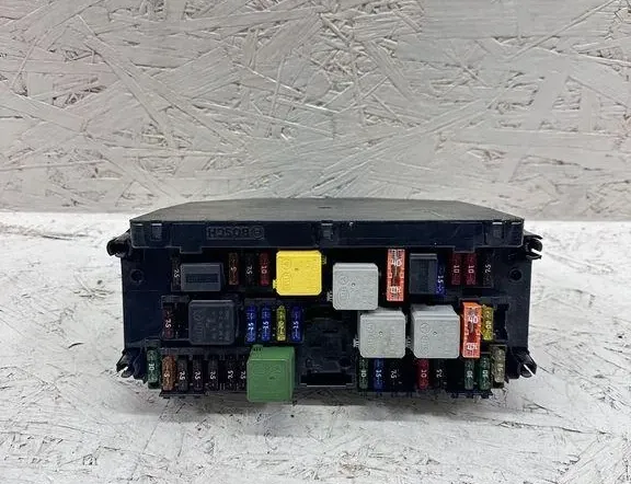 MERCEDES-BENZ C-Class W204/S204/C204 (2004-2015) Komfortná ovládacia jednotka A2129005812 33467043