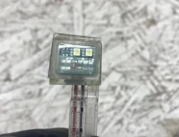 BMW 3 Series E90/E91/E92/E93 (2004-2013) Predné ľavé dverové svetlo vonkajšieho kľuča 540617 33468227