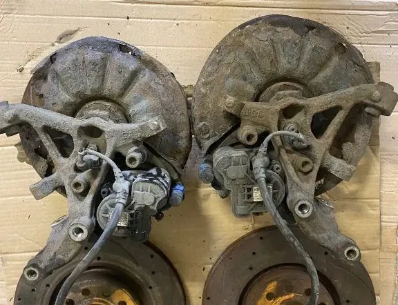 VOLKSWAGEN Golf 8 generation (2019-2023) Brzdový systém Kit strmeň & disky 33468907