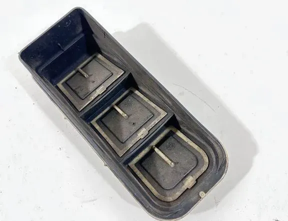 PEUGEOT 2008 1 generation (2013-2020) Karosárske ventilačné mriežky 9678565780 33473005