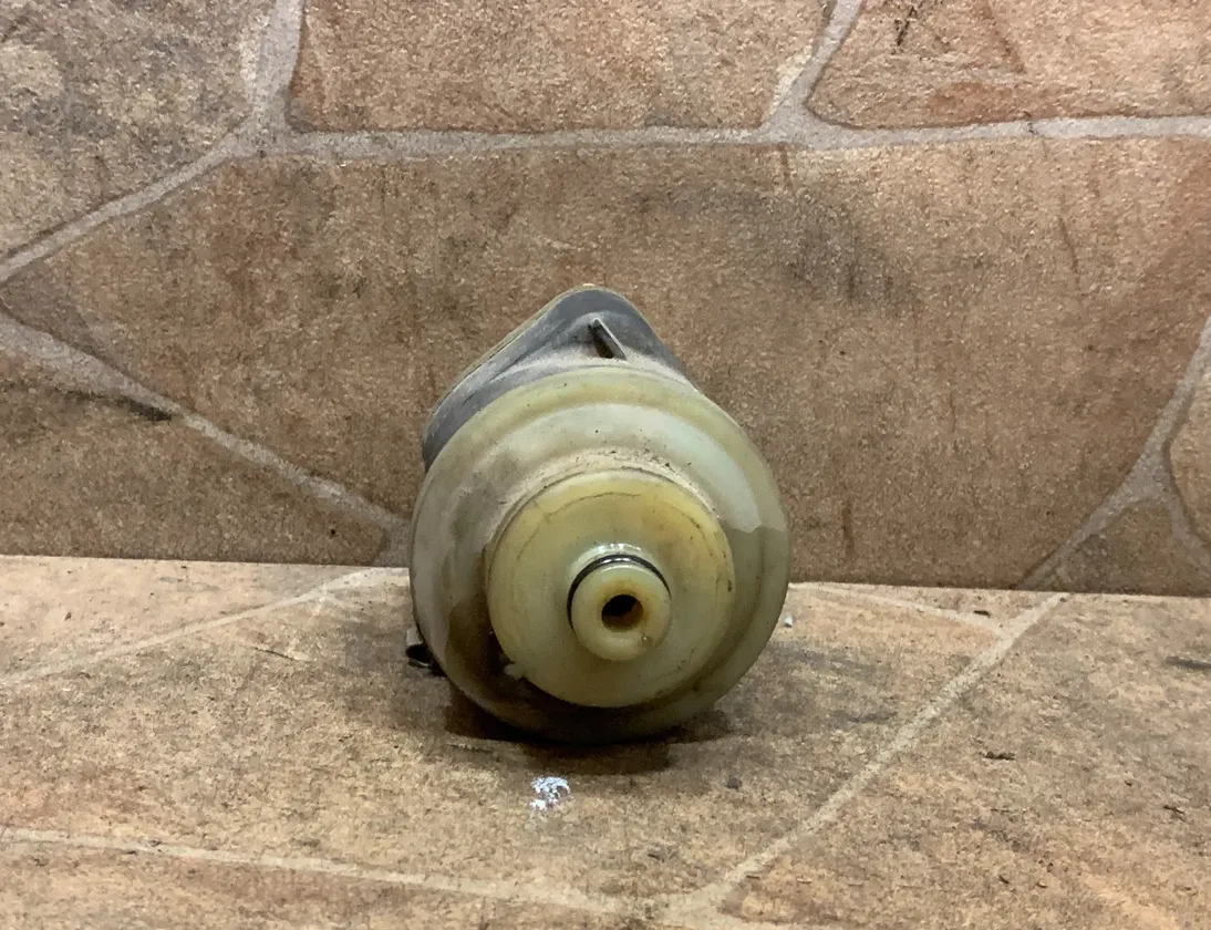 BMW X5 F15 (2013-2018) Обогреватель топливного фильтра 8572519 33350274