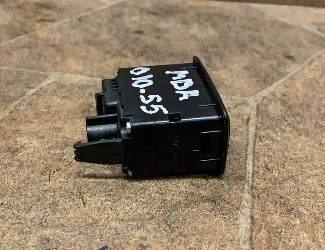 MERCEDES-BENZ GLE Coupe C292 (2015-2019) Vypínače A1669051700 33476146