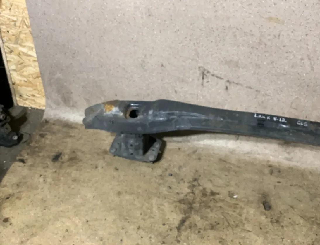 MERCEDES-BENZ CLS-Class C218/X218 (2011-2017) Усилитель заднего бампера A2186100014 33589859