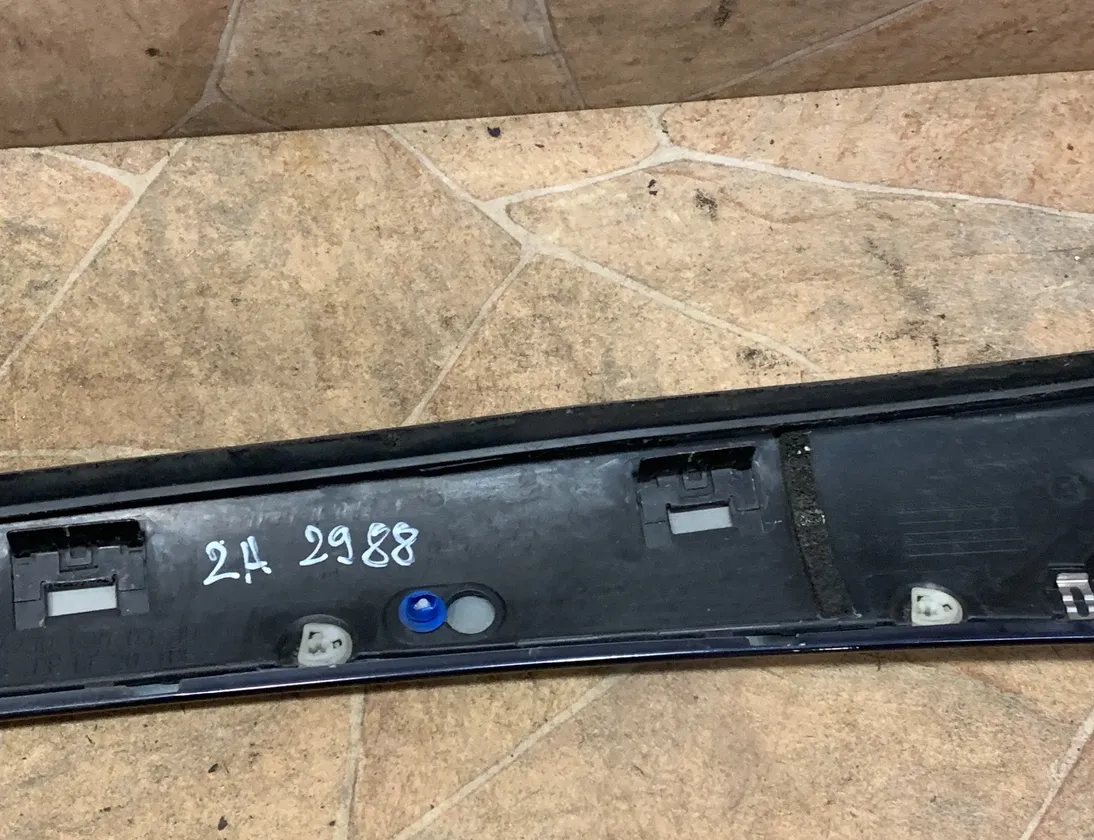 MERCEDES-BENZ SL-Class R230 (2001-2011) Ľavý stĺpik B obloženie A2306900339 33601569