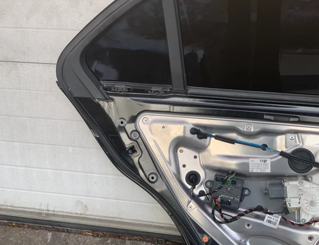 MERCEDES-BENZ C-Class W204/S204/C204 (2004-2015) Дверь задняя левая A2047320110 33792232