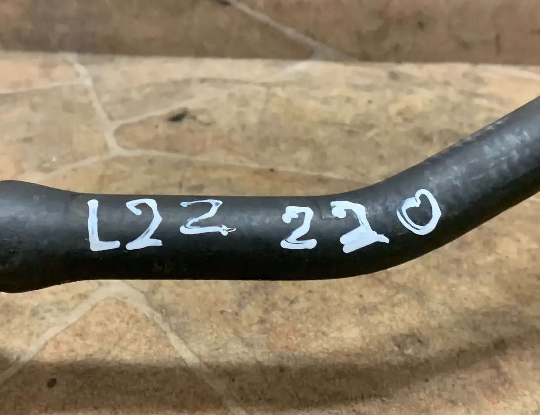 BMW 3 Series F30/F31 (2011-2020) Chladiace hadice 8507333 33931529