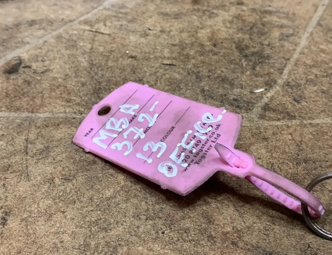 MERCEDES-BENZ C-Class W204/S204/C204 (2004-2015) Ignition Key 33938947