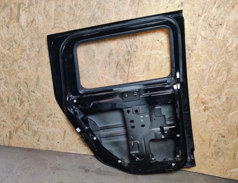 HUMMER H2 1 generation (2002-2009) Ľavé zadné dvere 31923105