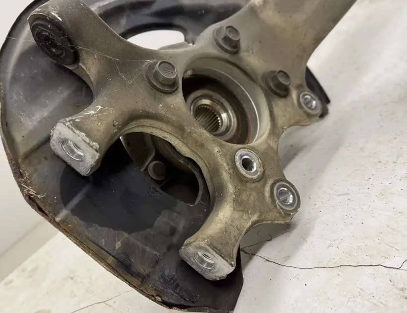 LEXUS GS 4 generation (2011-2020) Front Right Wheel Hub 43201-30040,43550-30030,47781-30240 33366306