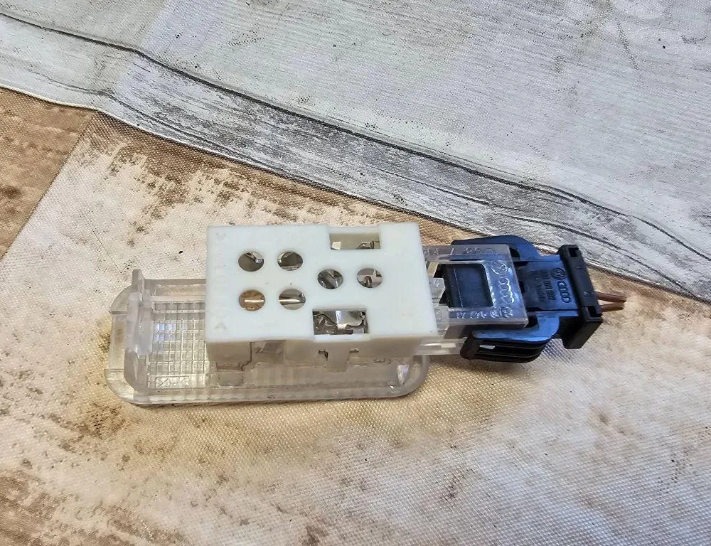 AUDI A6 C8/4K (2018-2024) Other Interior Parts 8D94741 33984387