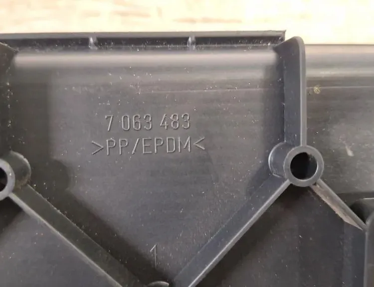 BMW 5 Series E60/E61 (2003-2010) Ostatné vnútorné časti 7063483 33984377