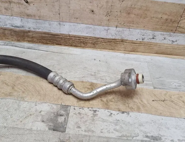 BMW X6 E71/E72 (2008-2012) AC Hose Pipe 33999314