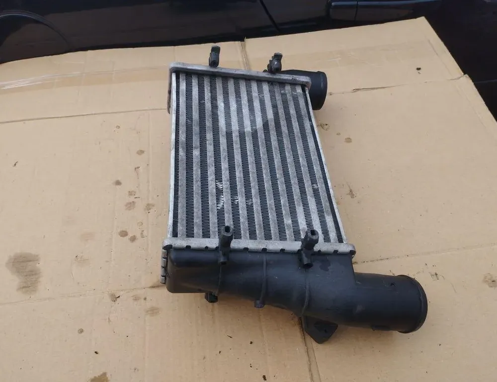 AUDI A4 B5/8D (1994-2001) Intercooler radiátor DAW002TT,TH042K18 34023322