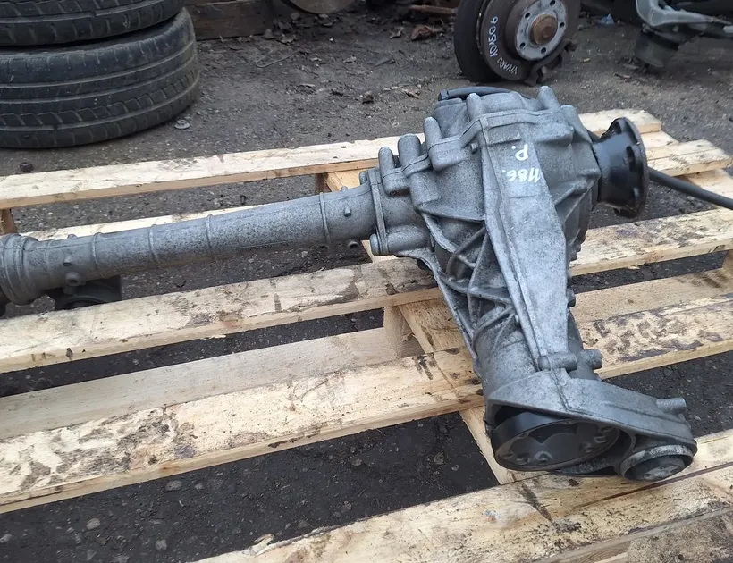 VOLKSWAGEN Touareg 1 generation (2002-2010) Редуктор передний 4460310021 33366822