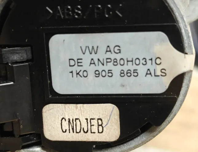 SKODA Octavia 2 generation (2004-2013) Ignition Lock 1K0905865A 33387601