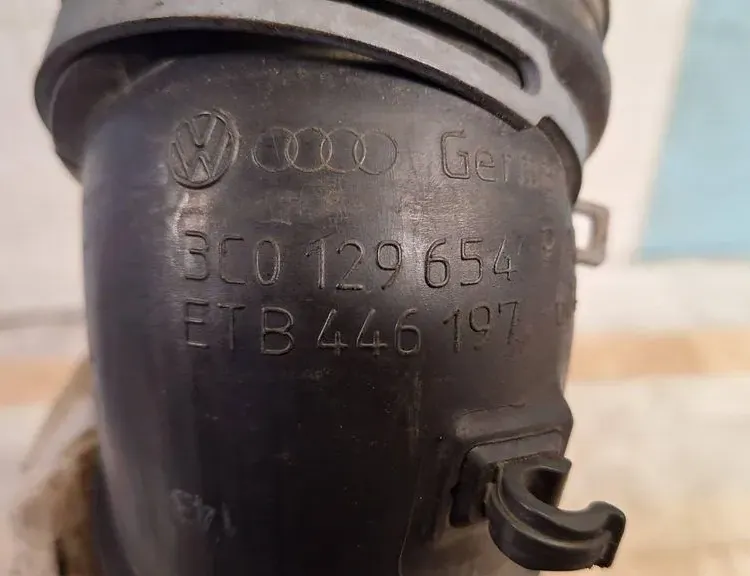 VOLKSWAGEN Golf 6 generation (2008-2015) Iné rúrky ETB446197,3C0129654 33981531