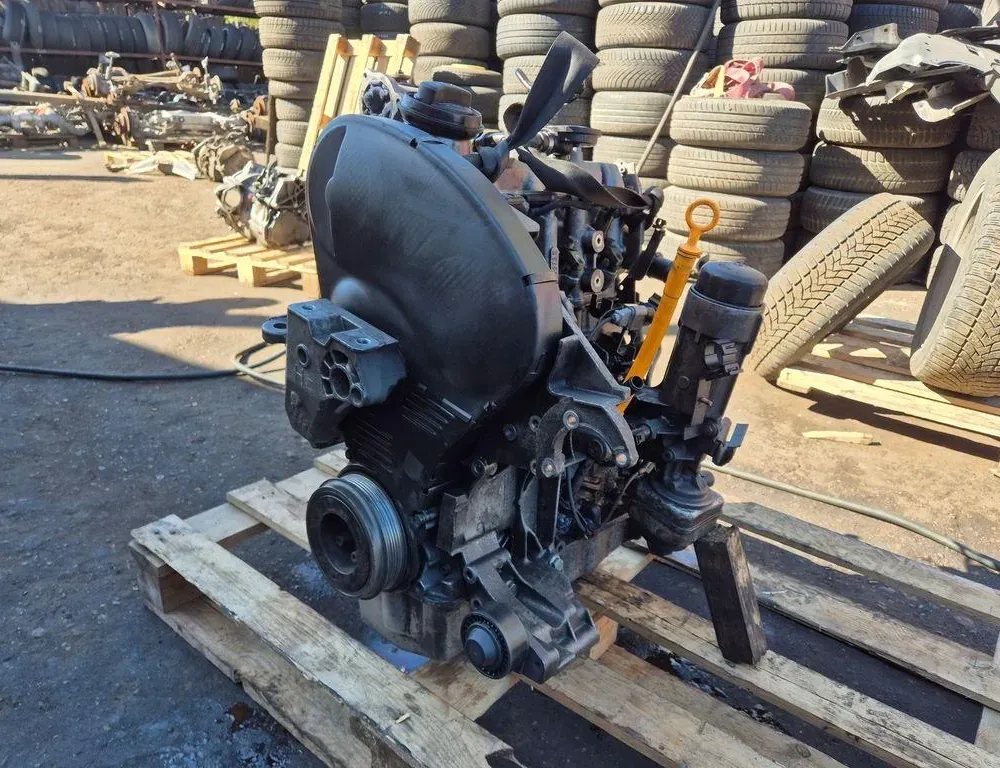 VOLKSWAGEN Beetle 2 generation (1998-2012) Motor (Slovak) 038103373E,AQY 34017086