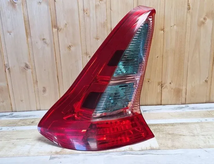 CITROËN C4 1 generation (2004-2011) Ľavé zadné koncové svetlo 33997722