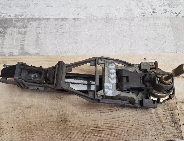 VOLKSWAGEN Lupo 6X (1998-2005) Left Side Sliding Door Exterior Handle 3B0837885 33998871