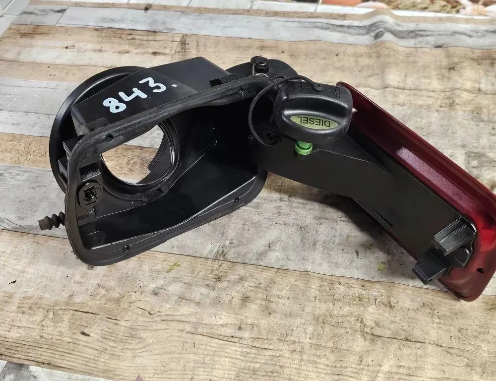 BMW X6 E71/E72 (2008-2012) Zámok krytu nádrže na palivo 7182548 33984202