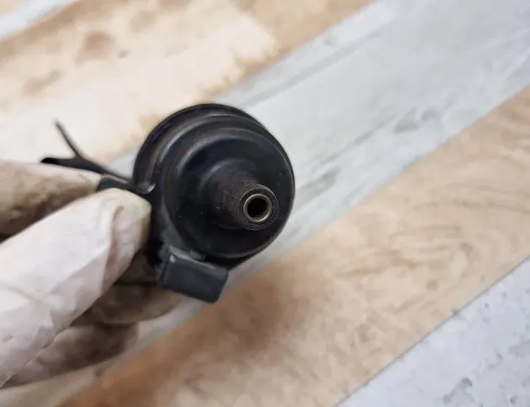 VOLKSWAGEN Touareg 1 generation (2002-2010) Vakuumový ventil 051133459 33983702