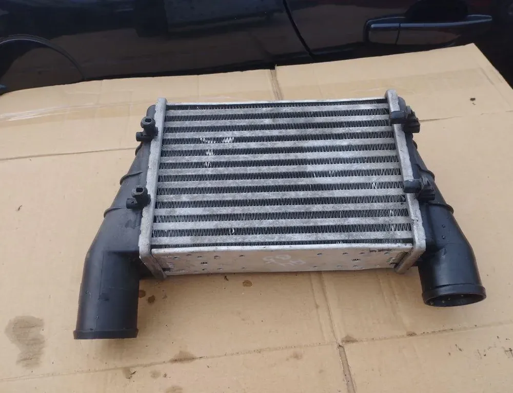 AUDI A4 B5/8D (1994-2001) Intercooler radiátor DAW002TT,TH042K18 34023322
