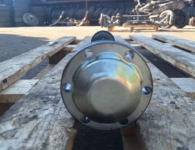 AUDI Q5 8R (2008-2017) Pravý zadný hnací hriadeľ 8R0501203C 34001485