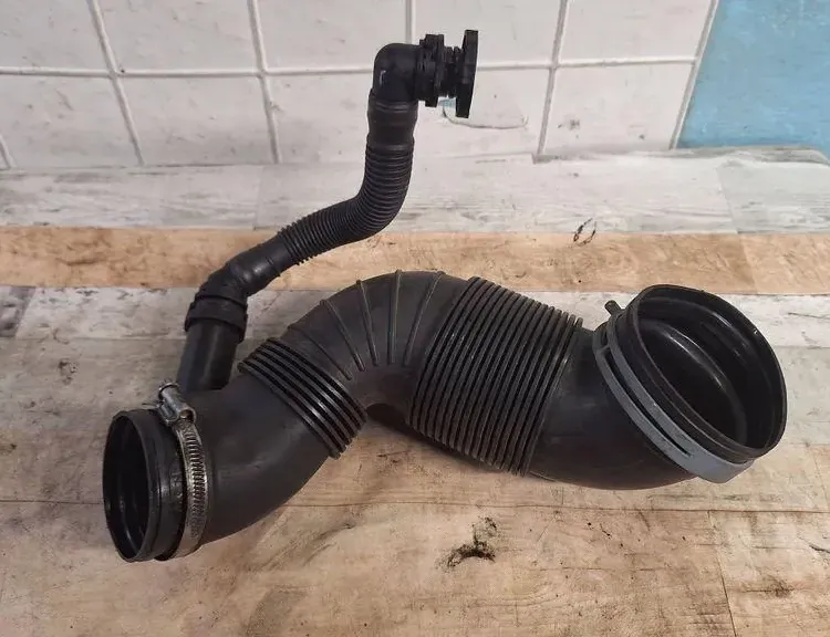 VOLKSWAGEN Golf 6 generation (2008-2015) Iné rúrky ETB446197,3C0129654 33981531