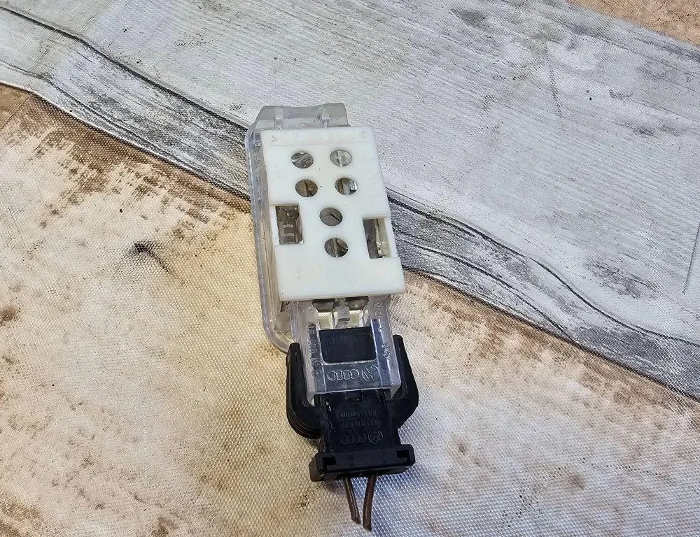 AUDI A6 C8/4K (2018-2024) Other Interior Parts 8D94741 33984387