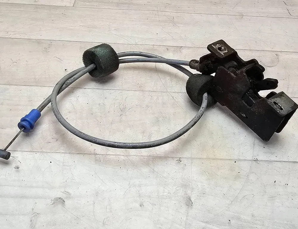 FORD Transit 3 generation (2000-2013) Zámok pravých zadných dverí 34003498