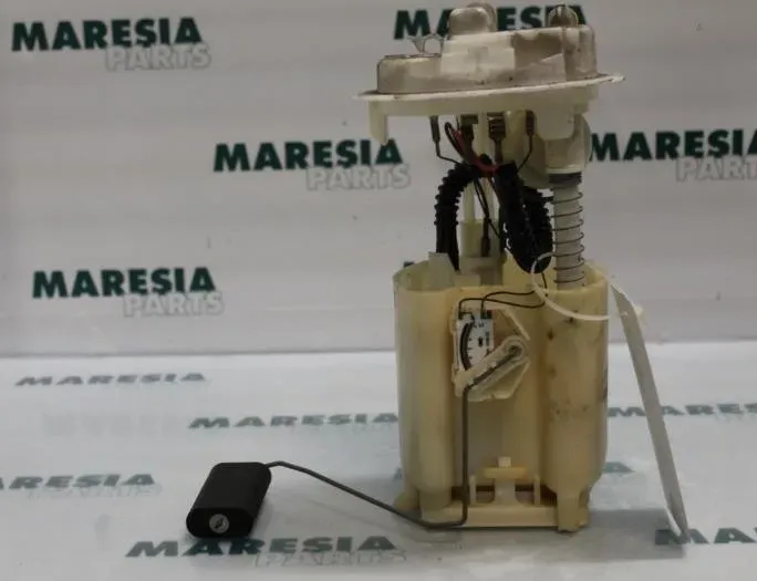 PEUGEOT 607 1 generation (2000-2008) Palivové čerpadlo 1525H8,9633294680 26979357