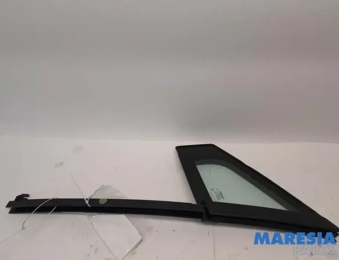 RENAULT Clio 4 generation (2012-2020) Front Left Window 27296196